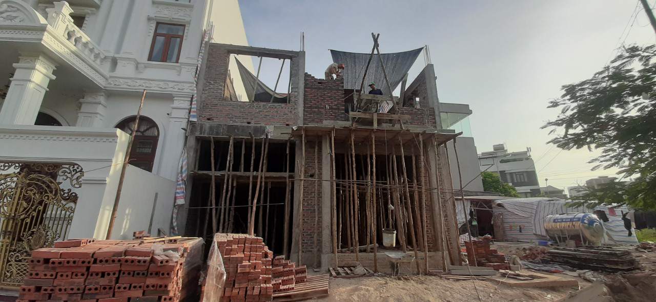 Ảnh giai đoạn thi công xây tường tầng 2