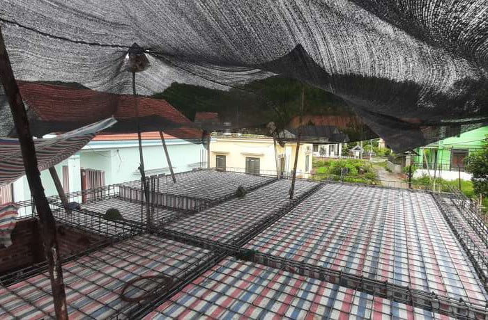 Thi công phần thép sàn mái nhà 2 tầng ở Việt Hưng Hạ Long