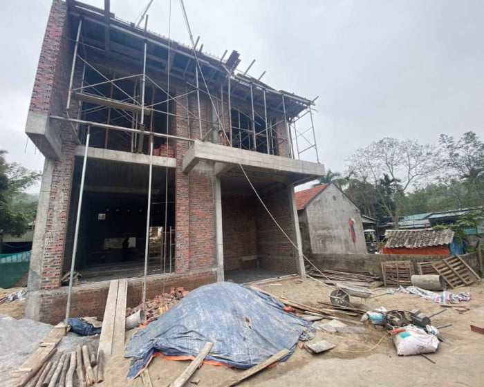 Quá trình thi công phần thô mái tầng 2
