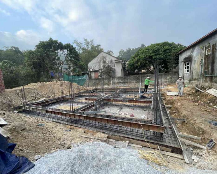 Làm thép móng nhà 2 tầng.