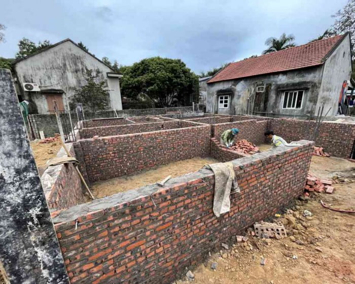 Đổ cột tầng 1